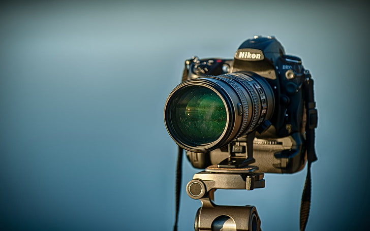lens ve tripodlu siyah Nikon DSLR fotoğraf makinesi, kamera, arka plan, lens, HD masaüstü duvar kağıdı