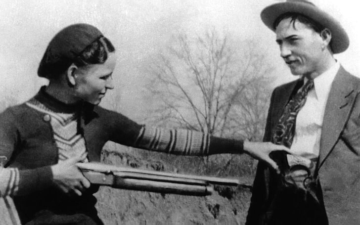 Foto en escala de grises de mujer y hombre, Bonnie y Clyde, monocromo, Fondo de pantalla HD