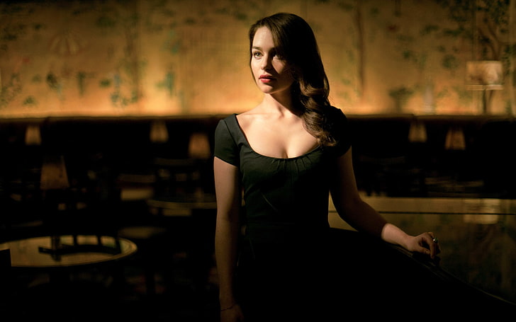 vestido preto de gola alta, Emilia Clarke, celebridade, HD papel de parede