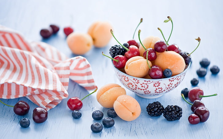 strawberries, blackberries, and oval orange fruits, fruit, plate, apricot, cherries, blackberries, HD wallpaper