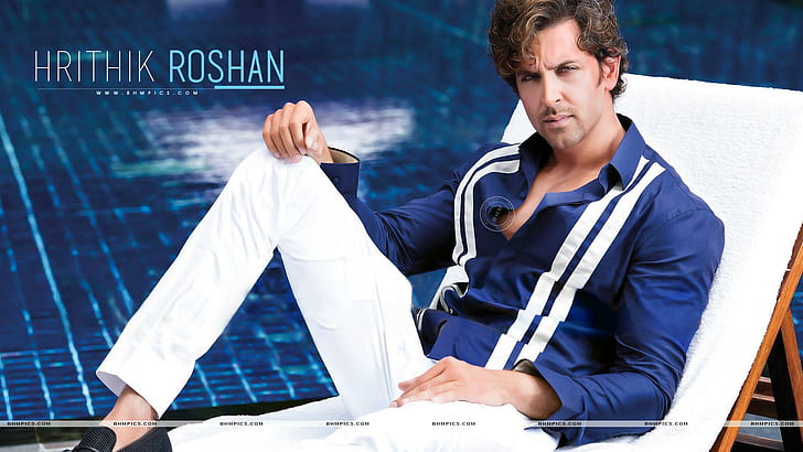Hrithik Roshan in camicia blu, celebrità maschili, hrithik roshan, bollywood, attore, blu, camicia, Sfondo HD