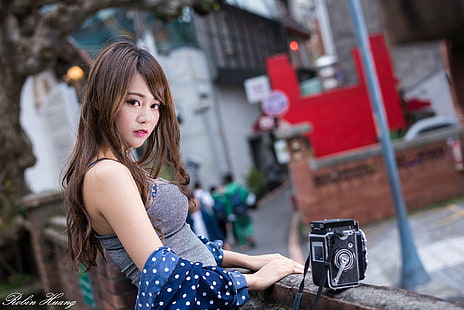 Asiaten, Frauen, Brünette, lange Haare, braune Augen, stehend, Kamera, Betrachter betrachtend, Sun Hui Tong, HD-Hintergrundbild HD wallpaper