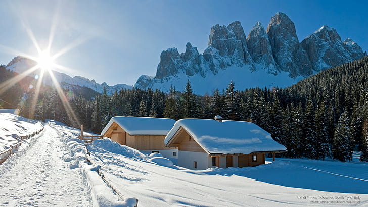 Val di Funes、ドロミテ、南チロル、イタリア、冬、 HDデスクトップの壁紙