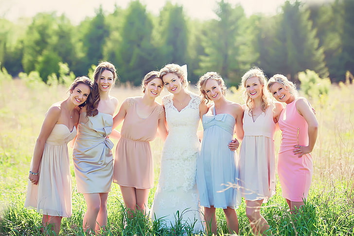 women outdoors, women, group of women, standing, dress, strapless dress, HD wallpaper
