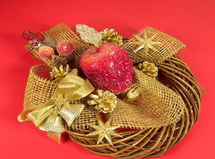 brown wicker wreath, apple, bluebells, cones, stars, wreath, attribute, HD wallpaper