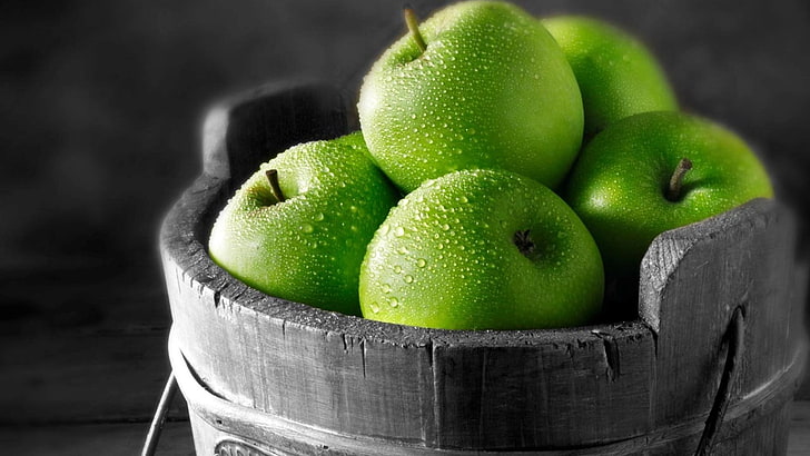 куп зелени ябълки, ябълки, ябълки Granny Smith, селективно оцветяване, плодове, капки вода, HD тапет