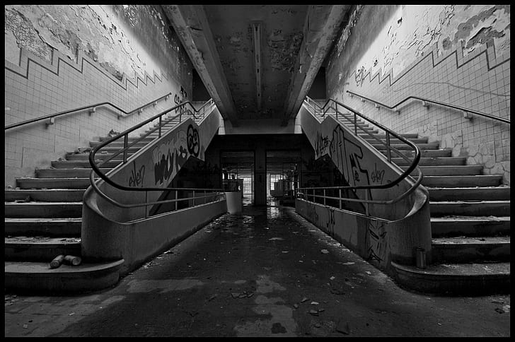 stairs, monochrome, train station, abandoned, ruin, HD wallpaper