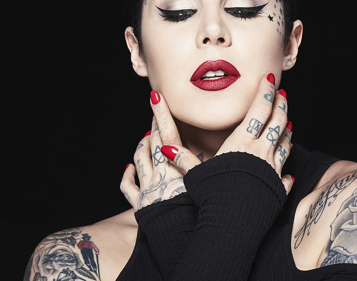 Kat Von D, women, tattoo, Tattoo Artist, makeup, face, painted nails, inked girls, simple background, HD wallpaper