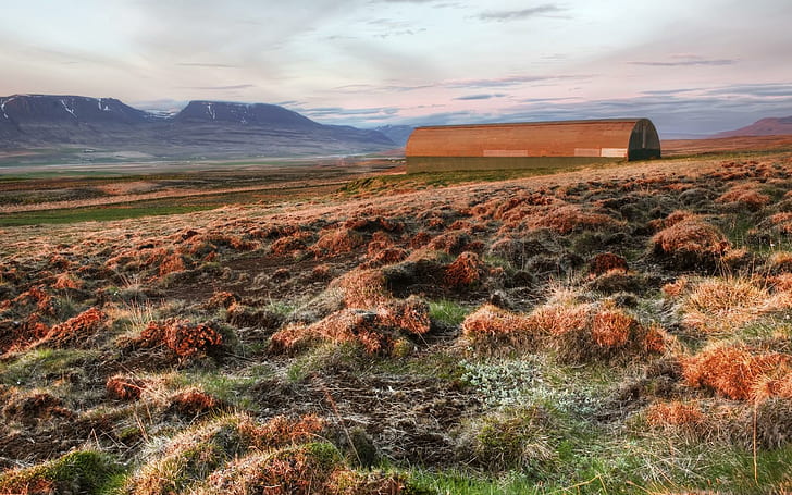 Barn On The Tundra, stodoła, tundra, góry, mróz, trawa, przyroda i krajobrazy, Tapety HD