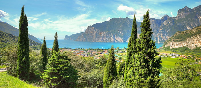 ต้นไม้ใกล้เนื้อน้ำภายใต้เมฆสีฟ้า, พรมแดนใหม่, สนามต้นไม้, เนื้อน้ำ, สีน้ำเงิน, เมฆ, hdr, ทัศนียภาพ, ทัศนียภาพอันงดงาม, ดูทะเลสาบ, Lake Garda, Torbole, ซูล, อิตาลี, อิตาลี, Fujifilm X100, ภูเขา, ธรรมชาติ, ยุโรป, ภูมิประเทศ, ทัศนียภาพ, ฤดูร้อน, เทือกเขาแอลป์ยุโรป, กลางแจ้ง, ป่า, สีเขียว, ทะเลสาป, พาโนรามา, การท่องเที่ยว, ต้นไม้, การท่องเที่ยว, เนินเขา, วอลล์เปเปอร์ HD HD wallpaper