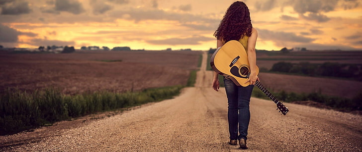 woman standing carrying acoustic guitar, ultra-wide, photography, women, HD wallpaper