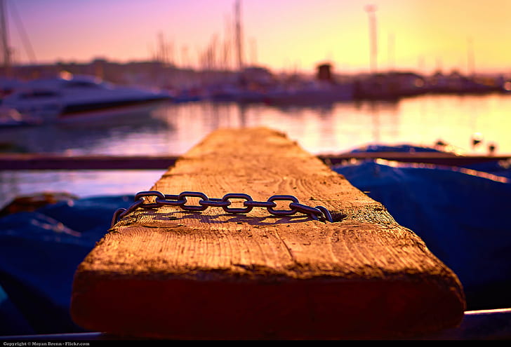 kayu coklat dengan rantai logam dekat di laut, laut, Kapal Bahari, pelabuhan, matahari terbenam, dermaga, musim panas, air, marina, Wallpaper HD