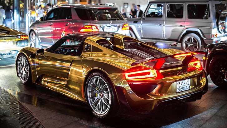 dorado, dorado, automóvil dorado, automóvil dorado, Porsche 918 Spyder, Porsche 918, superdeportivo, automóvil de alto rendimiento, Porsche, exhibición de automóviles, vehículo de lujo, Fondo de pantalla HD