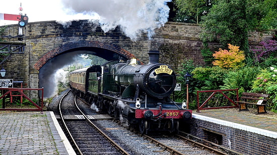 черный, коричневый и красный поезд, поезд, железная дорога, дым, паровоз, HD обои HD wallpaper