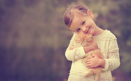 Сладко момиче, което държи котка, усмивка, сладко, момиче, държане, котка, усмивка, HD тапет HD wallpaper
