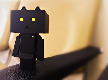Papel pintado negro del robot de la caja de cartón Danbo, danbo, robot de cartón, danboard, Fondo de pantalla HD HD wallpaper