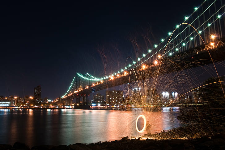Фото черно-зеленого моста, Великолепный, Метрополис, фото, черный, зеленый мост, Светлая живопись, Нью-Йорк, Нью-Йорк, Дамбо Бруклин, Стальная вата, Манхэттенский мост, Бруклинский мост, Огни, посмотрите, там, нежелательные, внимание,шоу, хит, вода, ночь, мост - рукотворная структура, известное место, городской пейзаж, архитектура, городская сцена, река, подвесной мост, город, бруклин - нью-йорк, городской горизонт, сша, освещенная, HD обои