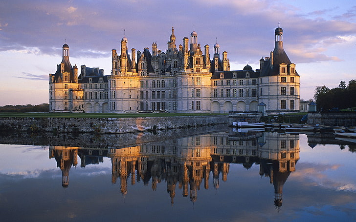 white painted palace with gray roof, france, castle, white stone, river, sky, beautiful landscape, HD wallpaper