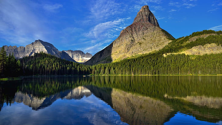 национальный парк, голубое небо, соединенные штаты, быстрое озеро, Монтана, скалистые горы, горная местность, тарн, банк, горное озеро, отражение, озеро, вода, небо, гора, 8k, национальный парк ледника, природа, HD обои