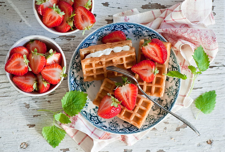 waffle and strawberries, berries, food, Breakfast, strawberry, waffles, Anna Verdina, HD wallpaper
