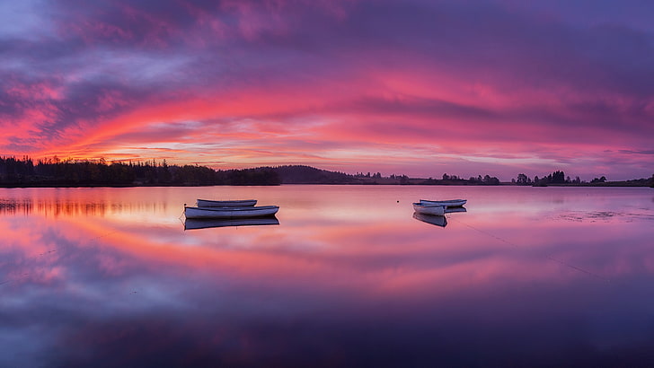 reflection, good morning, beautiful, cloud, sky, horizon, europe, boats, rowing boat, rowing boats, boat, calm, water, reflected, loch rusky, nature, sunrise, morning, stirling, lake, dawn, purple sky, purple clouds, united kingdom, national park, scotland, trossachs national par, HD wallpaper