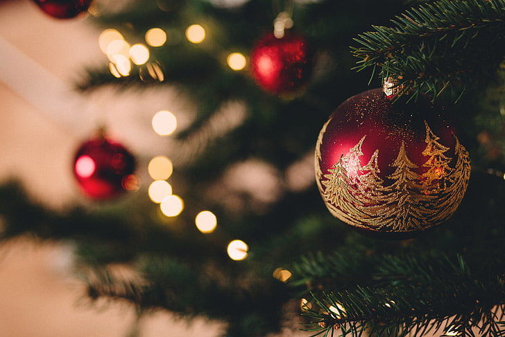 quatro bolhas vermelhas e douradas, árvore de natal, bola, decoração, ano novo, natal, HD papel de parede