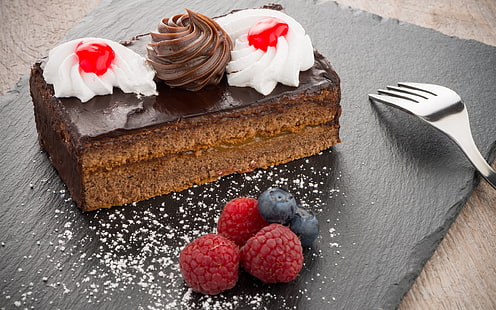 Chocolate cake, berries, cream, food, Chocolate, Cake, Berries, Cream, Food, HD wallpaper HD wallpaper