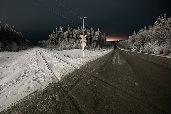 snow, night, landscape, railway crossing, road, trees, HD wallpaper