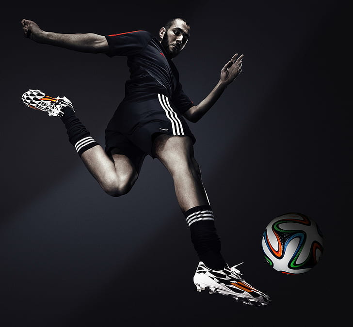 Karim Benzema Brasil Adidas Copa Mundial de la FIFA 2014, karim benzema, adidas, fifa, copa mundial, copa mundial 2014, Fondo de pantalla HD
