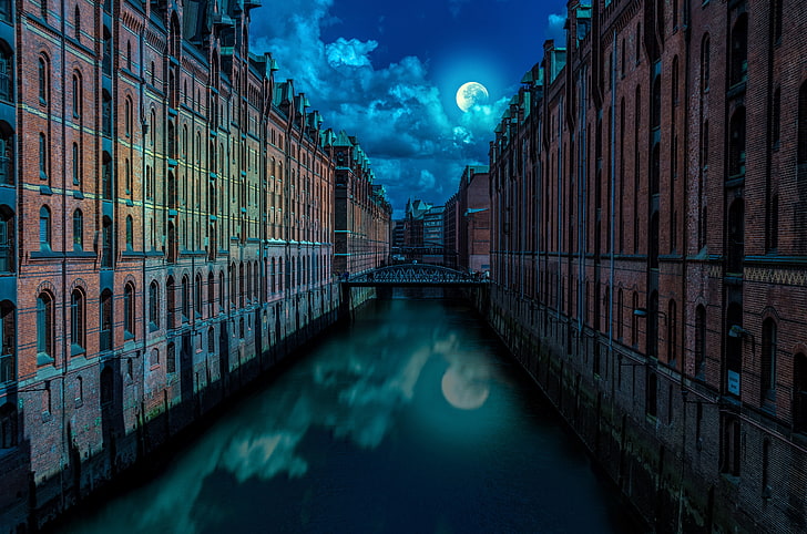 nature, architecture, bridge, water, building, city, cityscape, evening, Moon, moonlight, reflection, Hamburg, photo manipulation, HD wallpaper