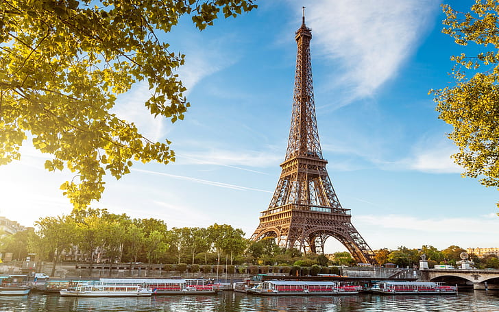 Айфелова кула, Париж, Франция, река Сена, лодки, синьо небе, Айфелова кула, Париж, Франция, река, лодки, синьо, небе, HD тапет