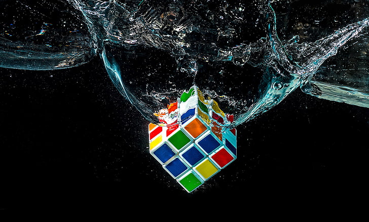 3 oleh 3 Rubik's cube, water, macro, Rubik's cube, puzzle, Wallpaper HD