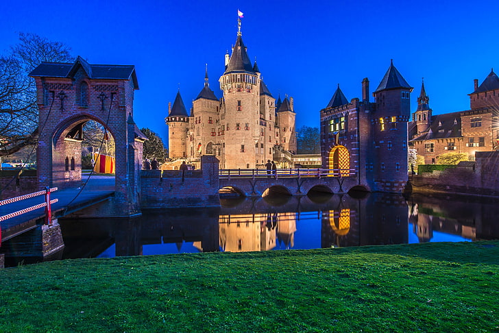 замък, архитектура, замък, древен, кула, трева, Холандия, мост, вечер, светлини, арка, вода, отражение, HD тапет