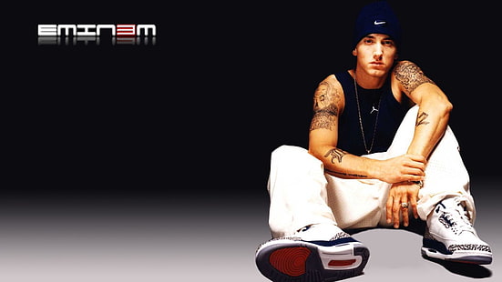 Eminem, eminem, tatuaje, nike, manos, piso, Fondo de pantalla HD HD wallpaper