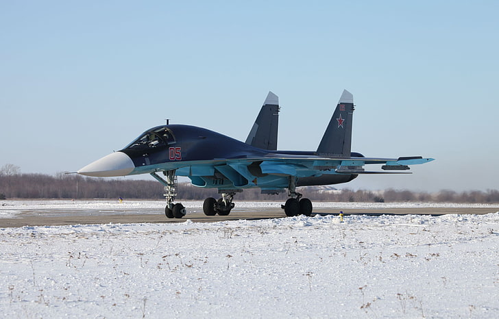 Su-34 On The Taxiway, green, white, and black fighter aircraft, Aircrafts / Planes, , plane, aircraft, HD wallpaper