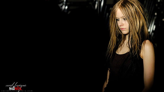 Avril Lavigne, women, dark, blonde, celebrity, singer, HD wallpaper HD wallpaper