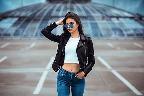  girl, pose, jeans, glasses, jacket, curls, Anatoly Oskin, Laura Theresa, HD wallpaper HD wallpaper