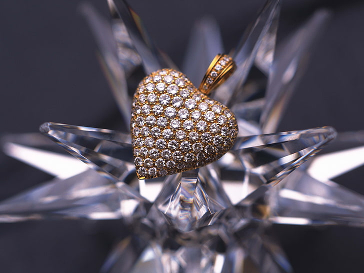 heart-shaped gold-colored clear gemstone encrusted pendant, gold, heart, diamonds, HD wallpaper