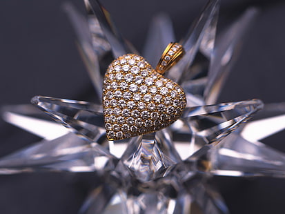 heart-shaped gold-colored clear gemstone encrusted pendant, gold, heart, diamonds, HD wallpaper HD wallpaper