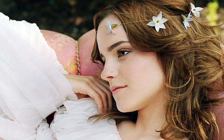 Emma Watson Hot Pose 2014, HD wallpaper
