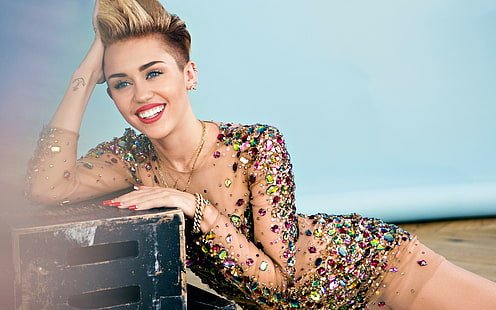 Miley Cyrus, cantora, miley cyrus, sorriso, tatuagem, Miley Cyrus, HD papel de parede HD wallpaper