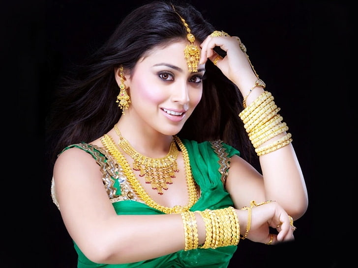 South Actress Shreya South Actress Shreya Hd Wallpaper Wallpaperbetter