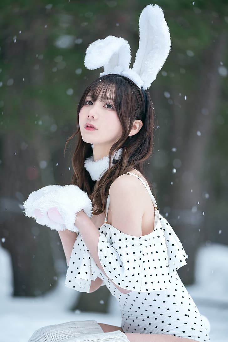 KenKen (model), wanita, Asia, berambut cokelat, cosplay, titik-titik, pakaian putih, kelinci, salju, Wallpaper HD, wallpaper seluler