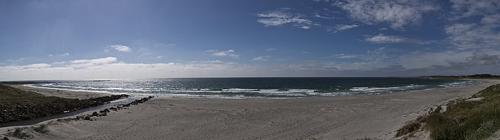 하얀 모래와 물줄기, 자연, 풍경, 다중 디스플레이, 해변, HD 배경 화면