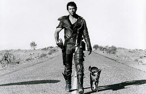 dogs mad max grayscale mel gibson 2800x1810  Animals Dogs HD Art , dogs, Mad Max, HD wallpaper HD wallpaper