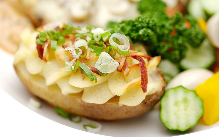 Stuffed potato, potato sliced with broccoli and onion springs, photography, 1920x1200, food, onion, bacon, potato, HD wallpaper