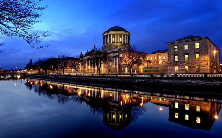 Fyra domstolar vid floden Liffey i Dublin Irland, fyra, floden, Liffey, Dublin, Irland, domstolar, resor och världen, HD tapet