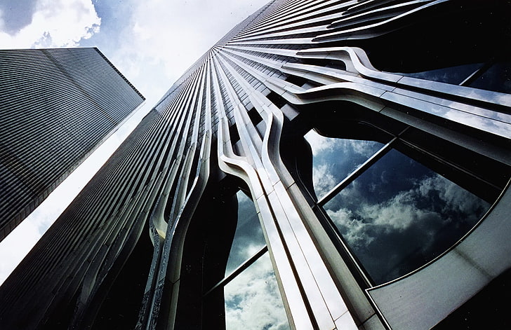 การถ่ายภาพมุมต่ำของอาคารสูงสถาปัตยกรรมมุมมองตาหนอนเมฆตึกระฟ้าภาพสะท้อนตึกแฝด, วอลล์เปเปอร์ HD