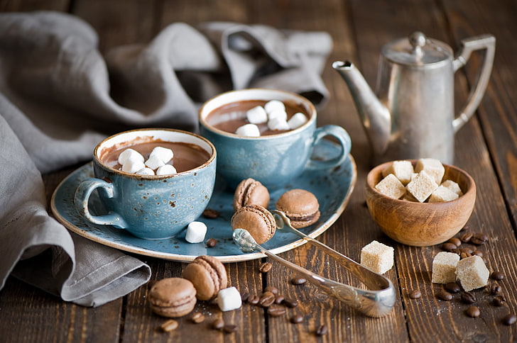 brown macaroons and two blue ceramic cups, kettle, mugs, still life, hot chocolate, pasta, marshmallows, coffee beans, HD wallpaper