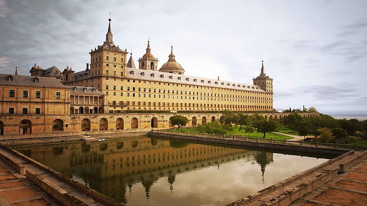 Edificio de hormigón marrón, mundo, España, Madrid, Escorial, monasterio, Fondo de pantalla HD